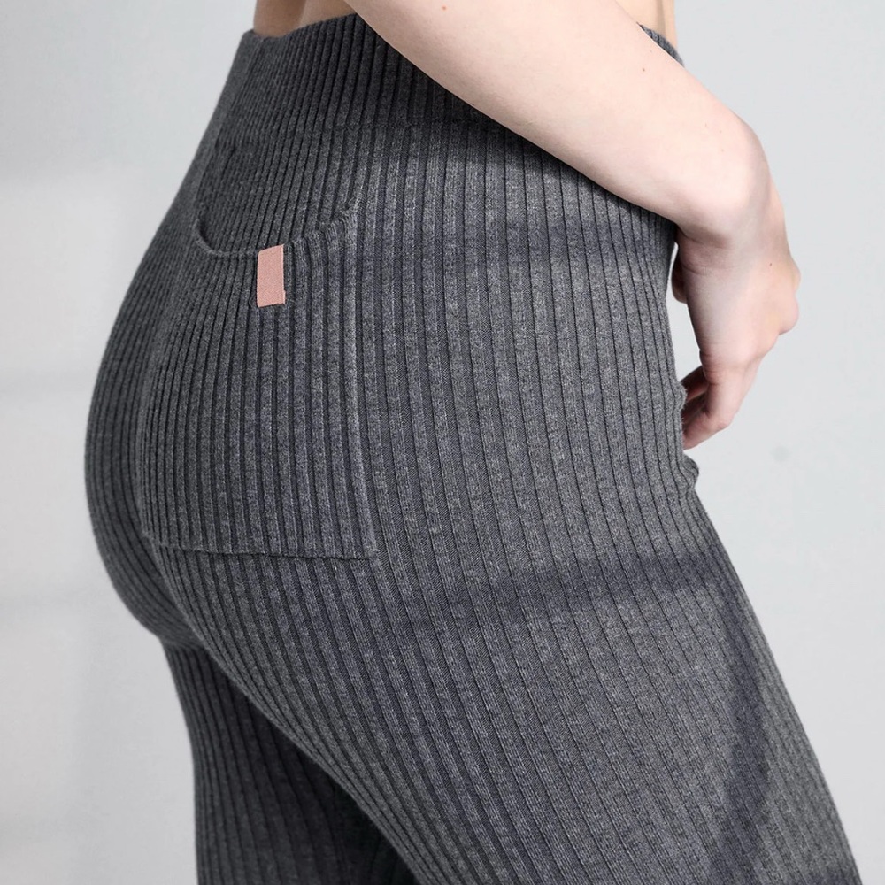 LUNYA NWT Cottonsilk Gray Ribbed Women's Leggings